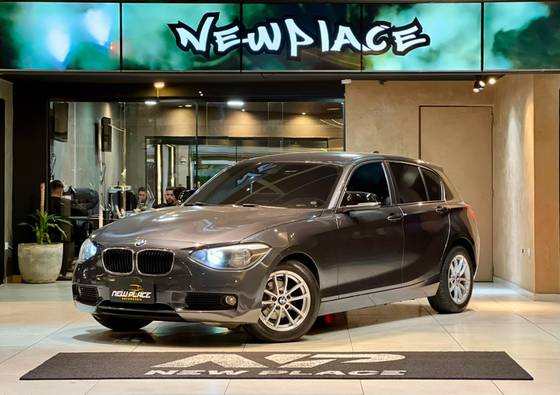 BMW 116i 1.6 16V TURBO GASOLINA 4P AUTOMÁTICO BMW 116i 1.6 16V TURBO GASOLINA 4P AUTOMÁTICO